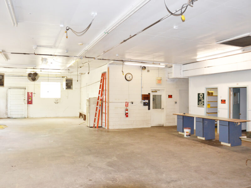 LEASED: 11,000 sf Warehouse with Office Space Near Downtown Knoxville and I-640