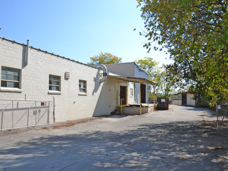 LEASED: 11,000 sf Warehouse with Office Space Near Downtown Knoxville and I-640