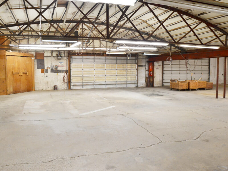 LEASED: 11,000 sf Warehouse with Office Space Near Downtown Knoxville and I-640