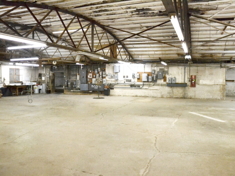 LEASED: 11,000 sf Warehouse with Office Space Near Downtown Knoxville and I-640