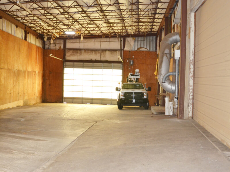 LEASED: 11,000 sf Warehouse with Office Space Near Downtown Knoxville and I-640