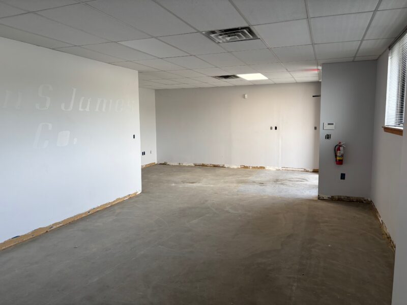LEASED: 7,500 sf Warehouse / Office in East Knoxville