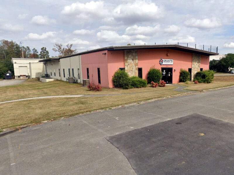 SOLD: 15,125 sf Warehouse / Office in an Awesome West Knoxville Location