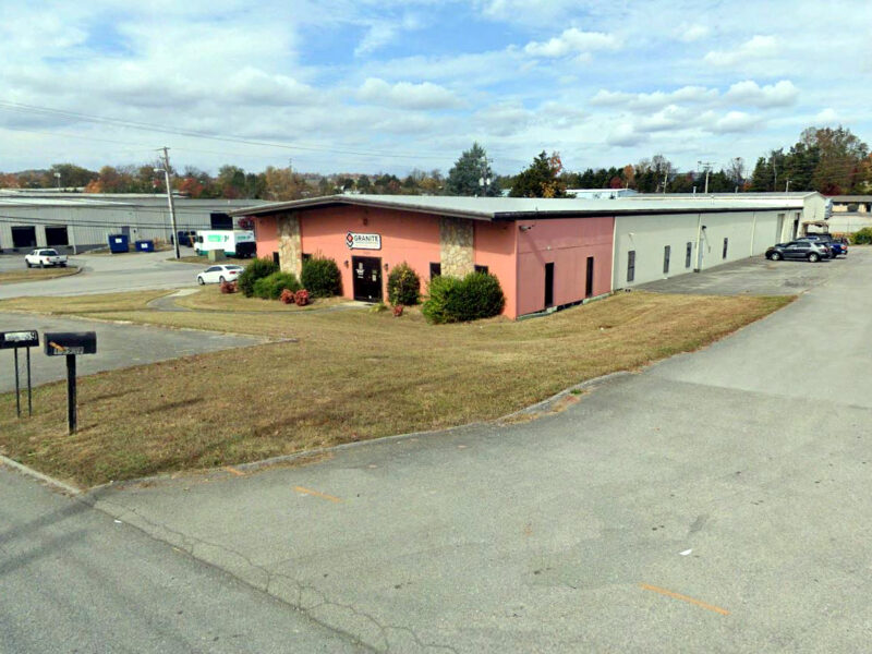 SOLD: 15,125 sf Warehouse / Office in an Awesome West Knoxville Location