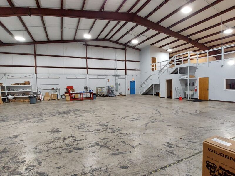 LEASED: 7,500 sf Office / Warehouse for Lease
