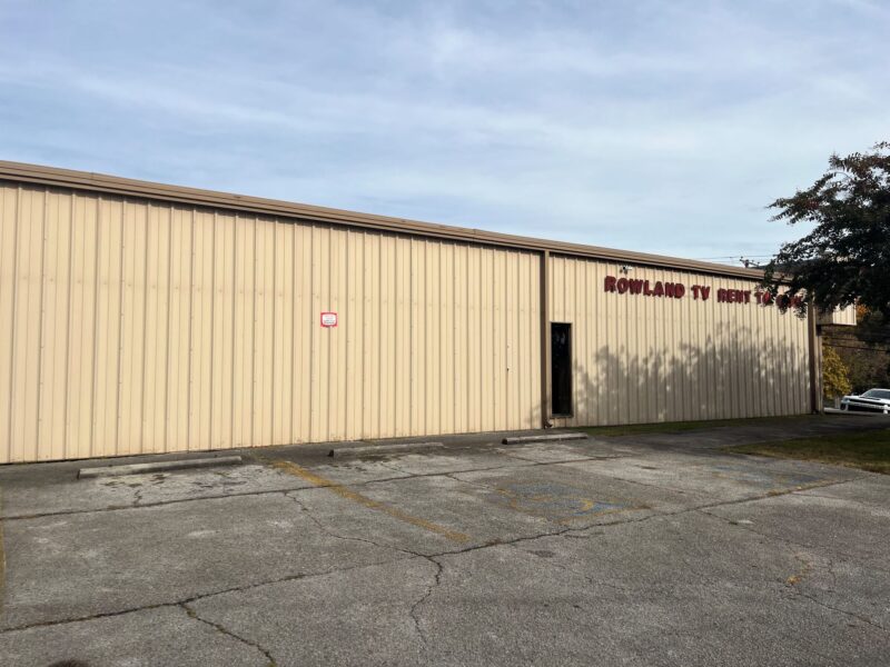 SOLD: 4,000 sf Commercial Building in North Knoxville