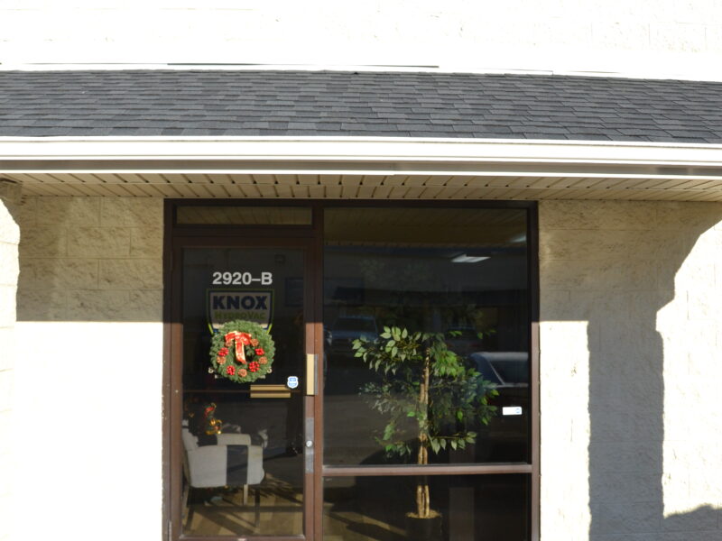 LEASED: 2,256 sf Warehouse / Office in Karns