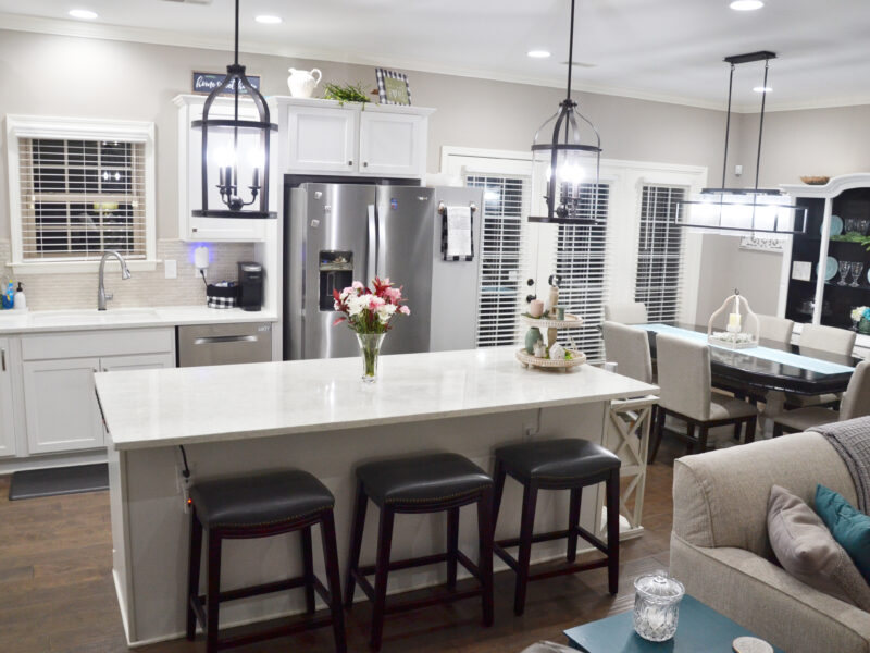 SOLD: Gorgeous Condo in Farragut – Move-In Ready