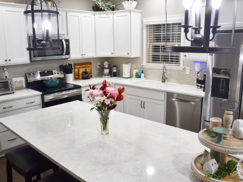 SOLD: Gorgeous Condo in Farragut – Move-In Ready