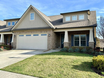 SOLD: Gorgeous Condo in Farragut – Move-In Ready