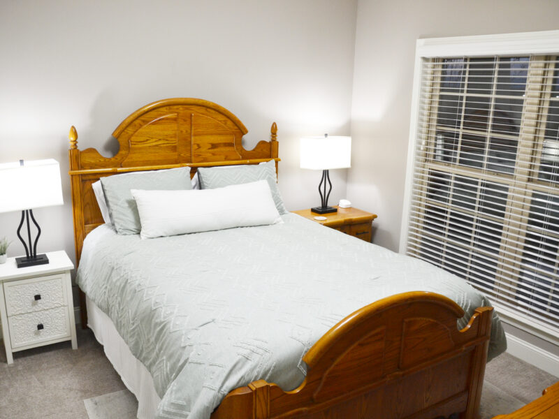 SOLD: Gorgeous Condo in Farragut – Move-In Ready