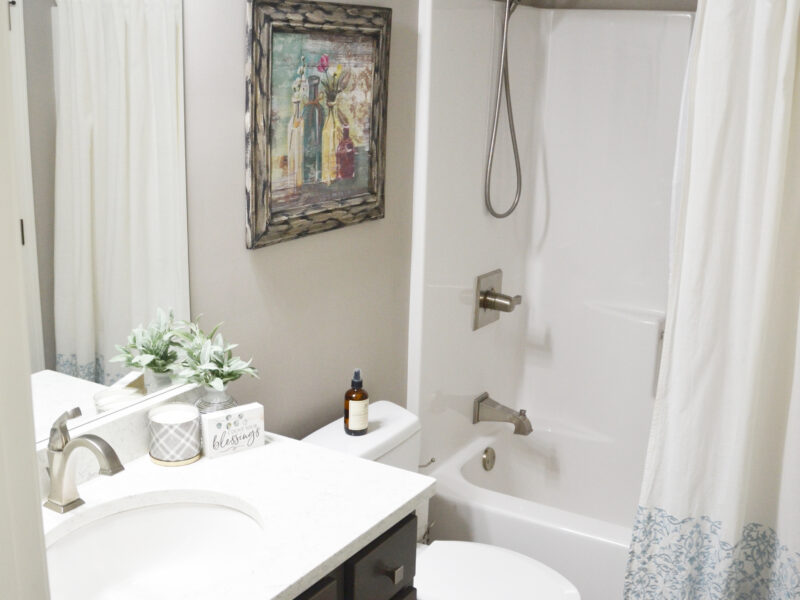 SOLD: Gorgeous Condo in Farragut – Move-In Ready