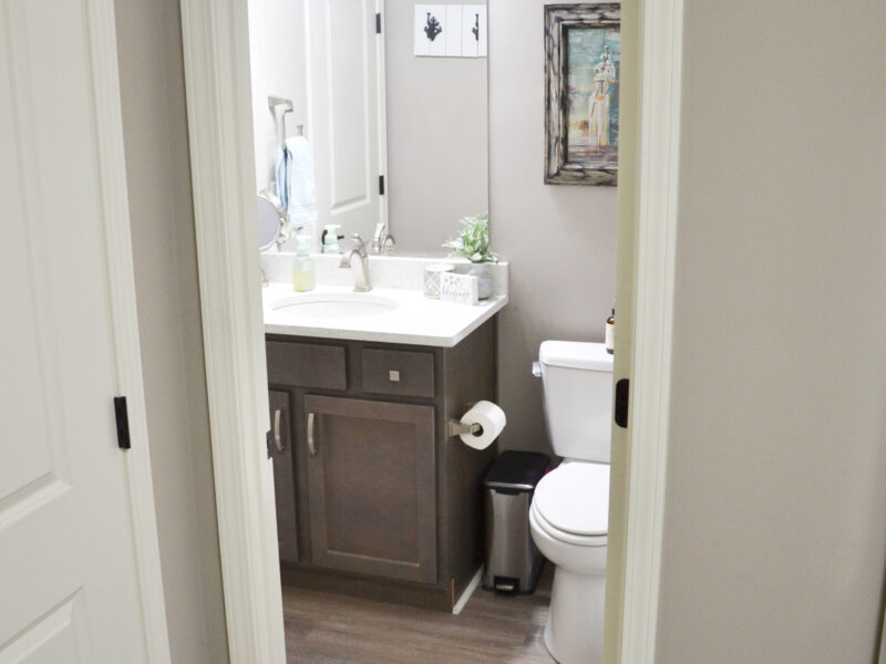 SOLD: Gorgeous Condo in Farragut – Move-In Ready