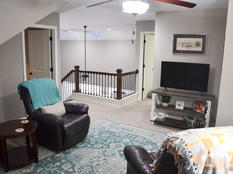 SOLD: Gorgeous Condo in Farragut – Move-In Ready