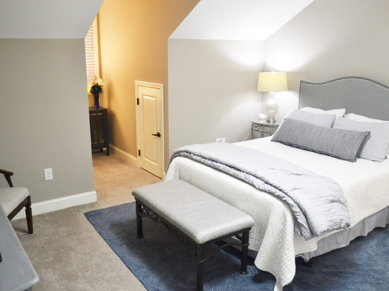 SOLD: Gorgeous Condo in Farragut – Move-In Ready