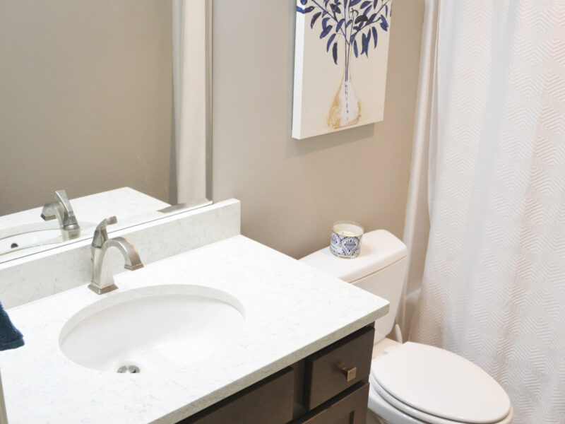 SOLD: Gorgeous Condo in Farragut – Move-In Ready