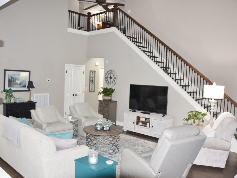 SOLD: Gorgeous Condo in Farragut – Move-In Ready
