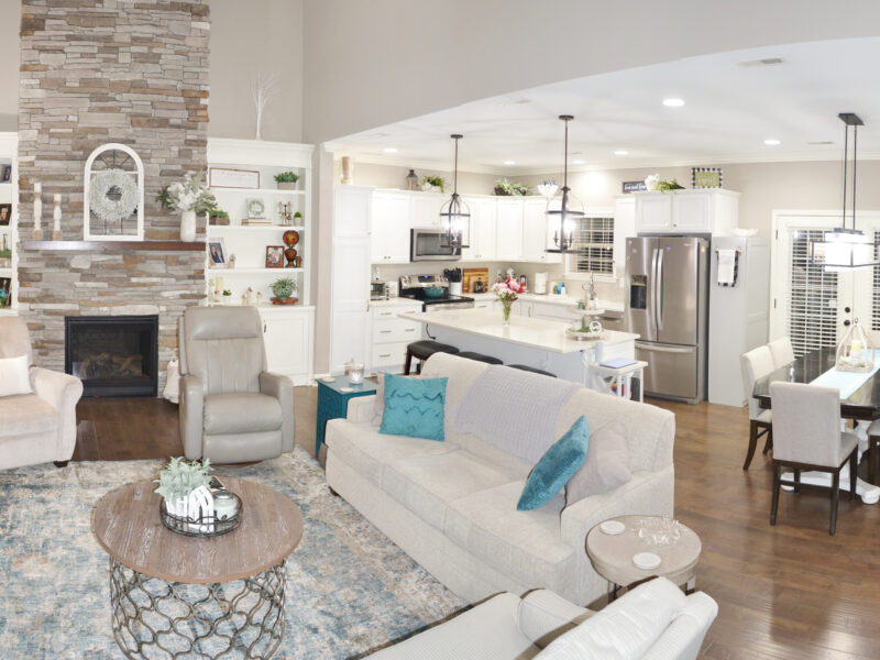 SOLD: Gorgeous Condo in Farragut – Move-In Ready