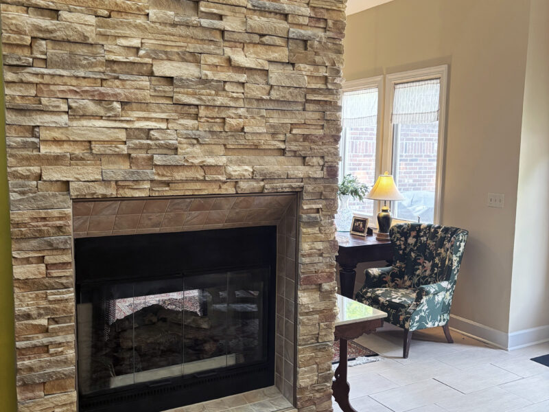 CLOSED: Stunning PUD Townhome in Prime Location Near West Town Mall & Rocky Hill