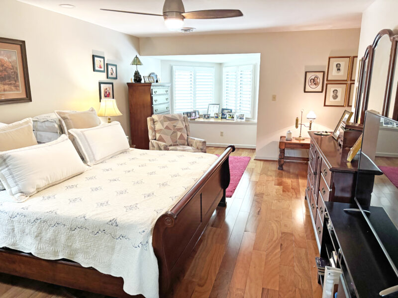 CLOSED: Stunning PUD Townhome in Prime Location Near West Town Mall & Rocky Hill