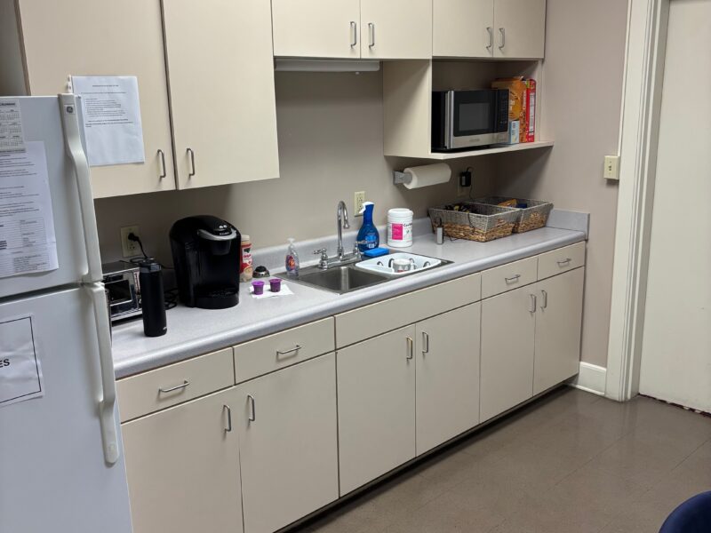 Nice Dental Office in West Knoxville – Partially Equipped with Dental Equipment