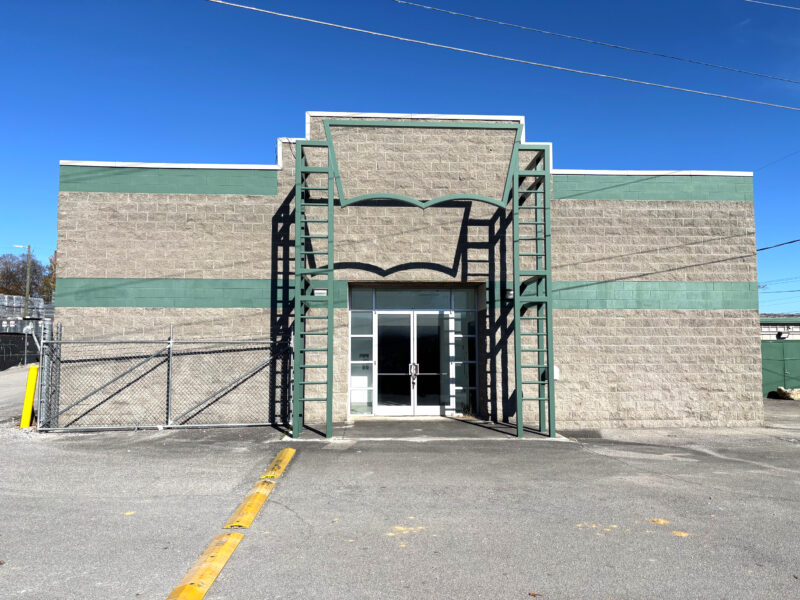 LEASED: 4,500 sf Industrial Space Near I-40 at Cherry Street