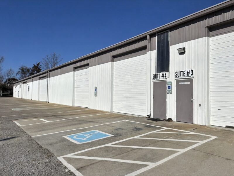 LEASED: 1,500 sf Warehouse Space off Dutchtown Road at Pellissippi Parkway