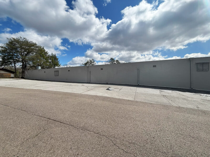 UNDER CONTRACT: 33,000 sf Industrial Building for Sale Near Downtown Knoxville