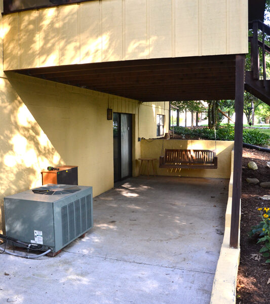 LEASED: 2,337 sf Home in Clinton