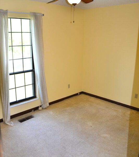 LEASED: 2,337 sf Home in Clinton