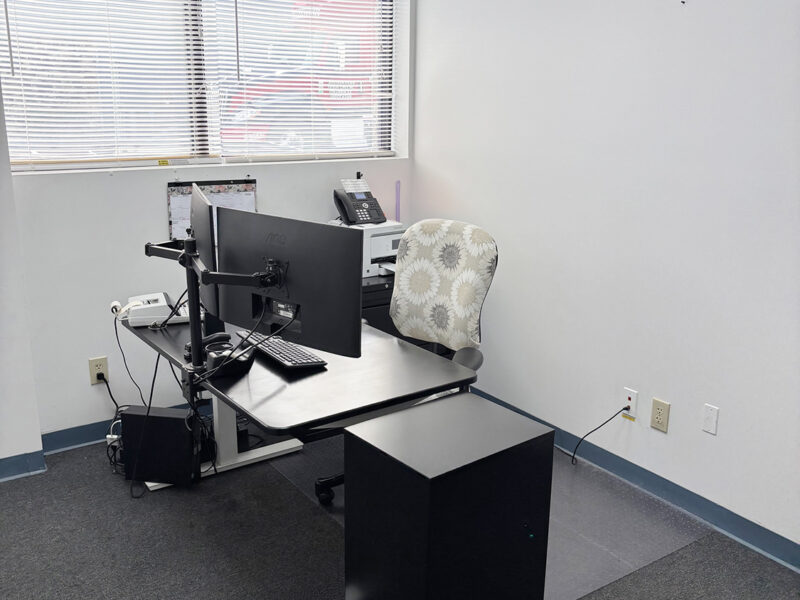 5,000 sf Warehouse / Office Off I-40 at Cherry Street