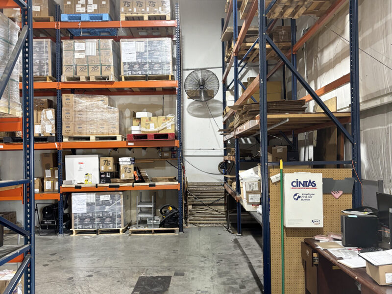 10,000 sf Warehouse / Office Off I-40 at Cherry Street